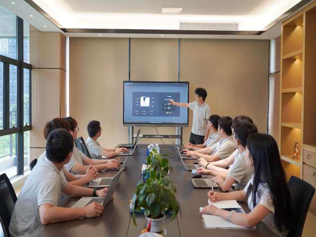 广东水性pu鞋材胶水厂家